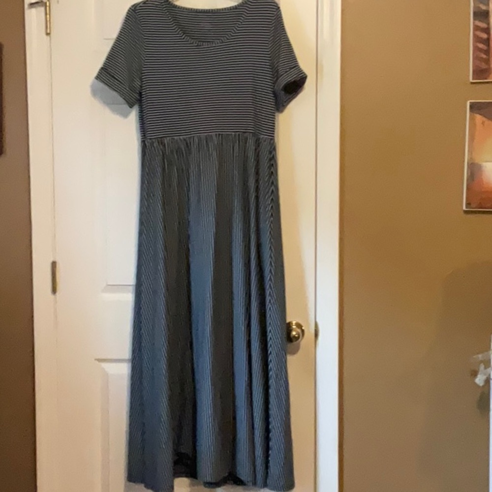 Motto Women’s Blue and White Horizontal Striped Maxi Dress Size Medium